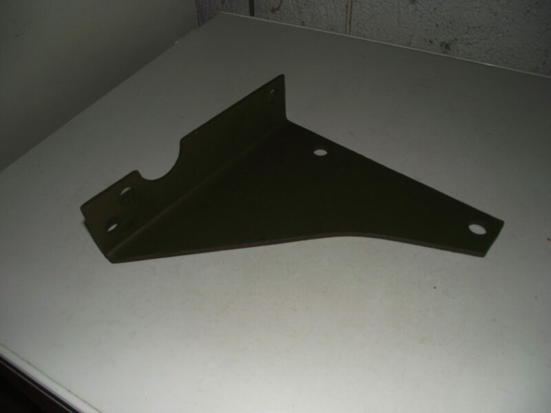 Renfort pare choc avant gauche CC915901