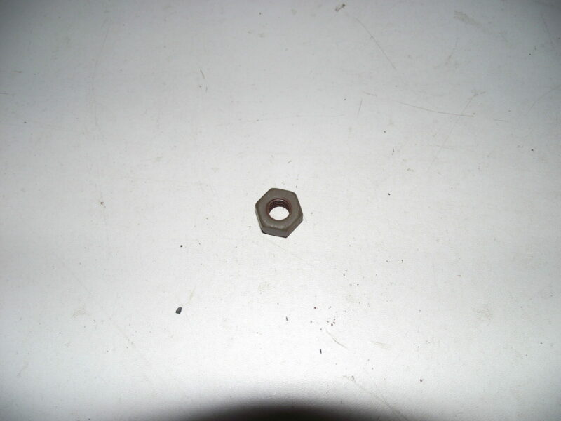 Ecrou pour boulon CC575724 en 5/16" - 24 UNF CC120368