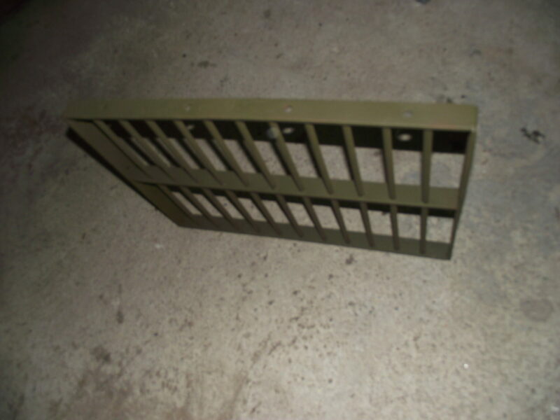 Calandre pour Dodge WC sans treuil CC924153