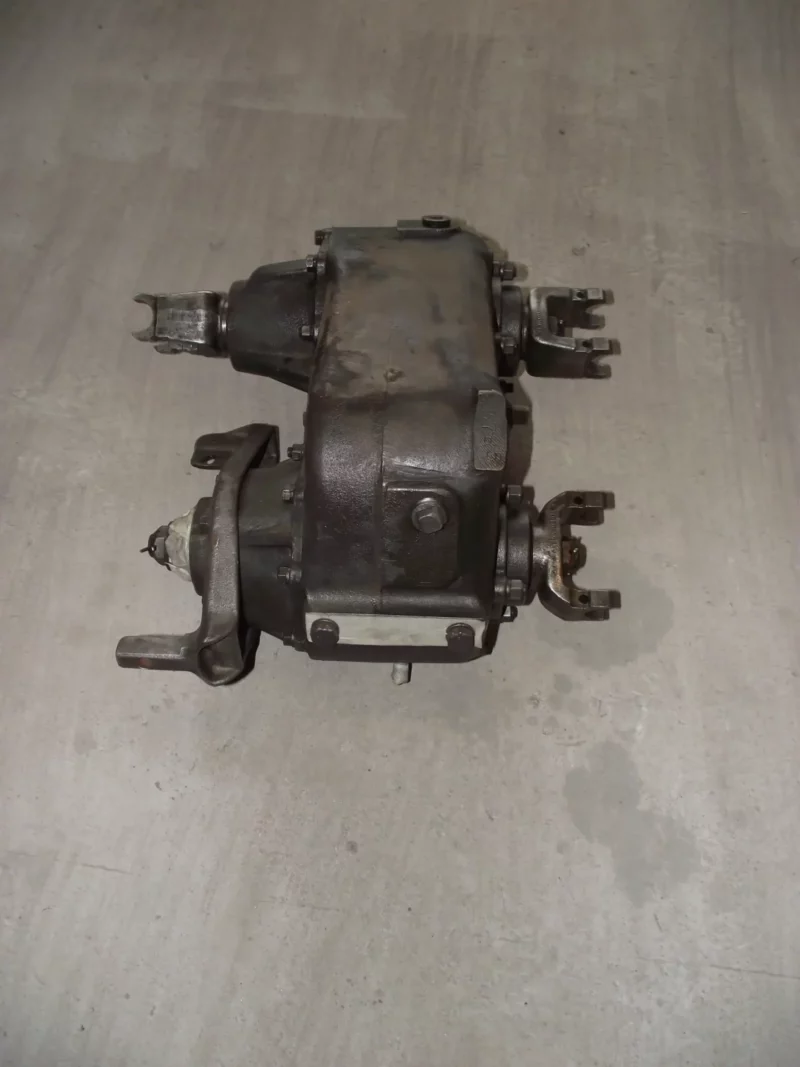 Boîte de transfert 6x6 CC927382